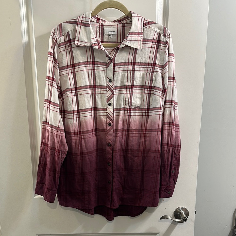 Plaid Button-Up Shirt in Burgundy and White